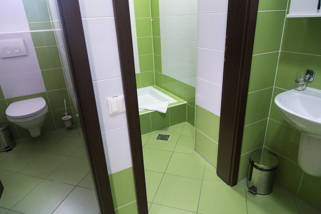 Hotel Check Inn Temeşvar Dış mekan fotoğraf